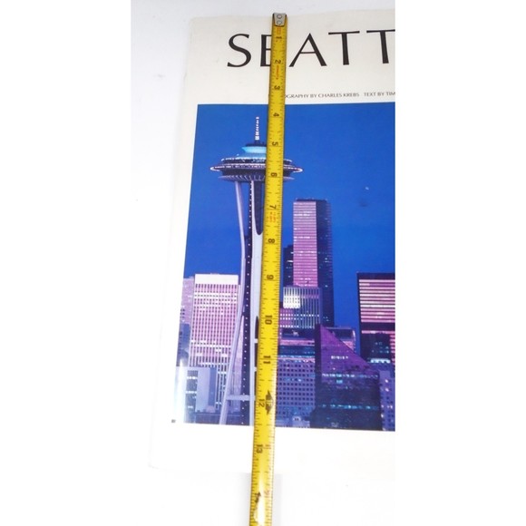 Large Hardback Book on Seattle; Illustrations with Jacket - Picture 12 of 12